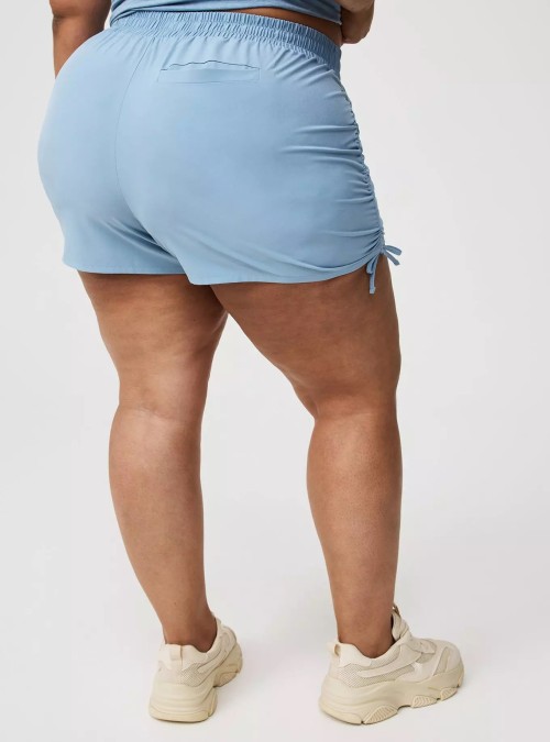 Elastic wasit side cinched running shorts with welt pockets