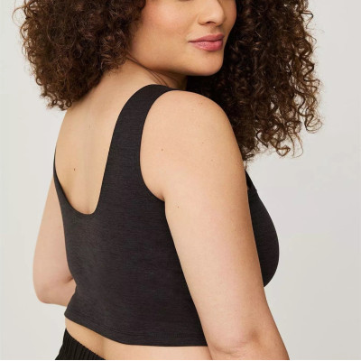 Women's basic plus size longline sports bra full coverage padded sleeveless crop top