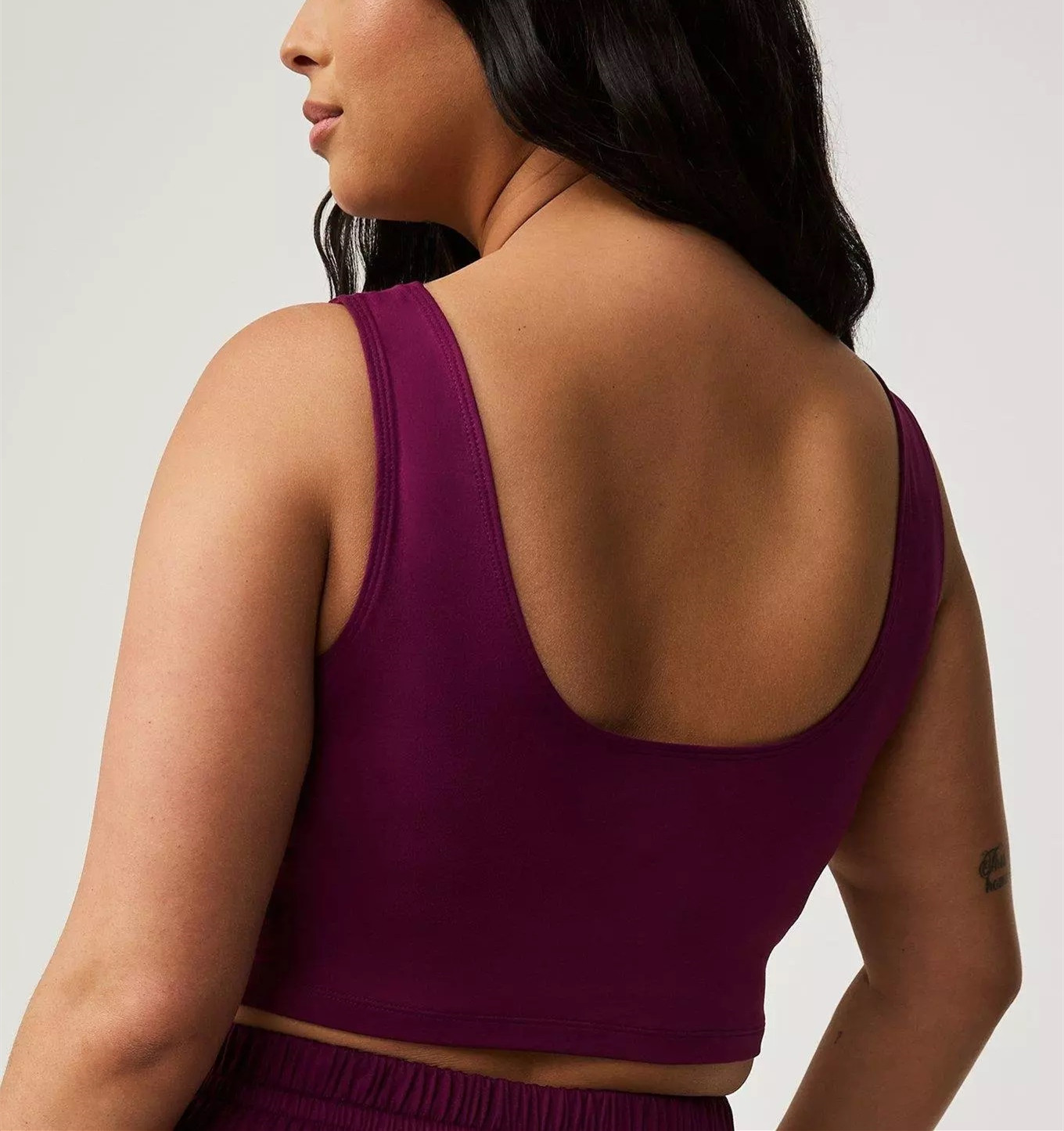 sports bra
