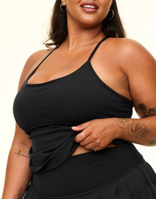 Plus size light weight slim fit sports tank with adjustable straps
