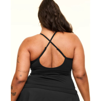 Plus size light weight slim fit sports tank with adjustable straps