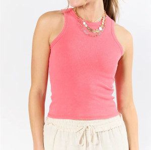 Women's lightweight full coverage sports tank fitted sleeveless top