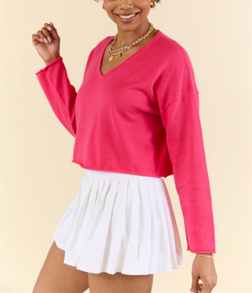 Women's long sleeve V neck cropped pullover
