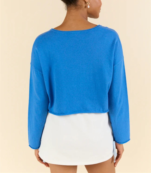 Women's long sleeve V neck cropped pullover