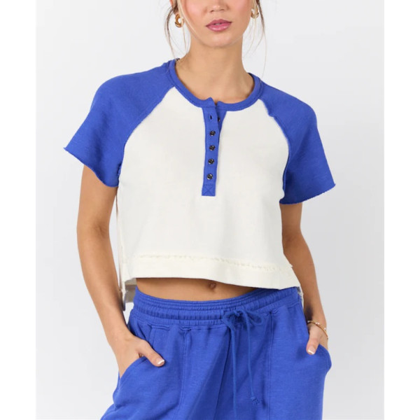 Women's short sleeve color block button t shirts with side slit regular fit cropped tees