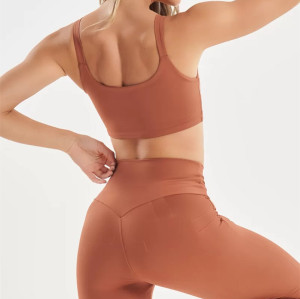Buttery soft scoop neck padded sports bra classic light support yoga crop