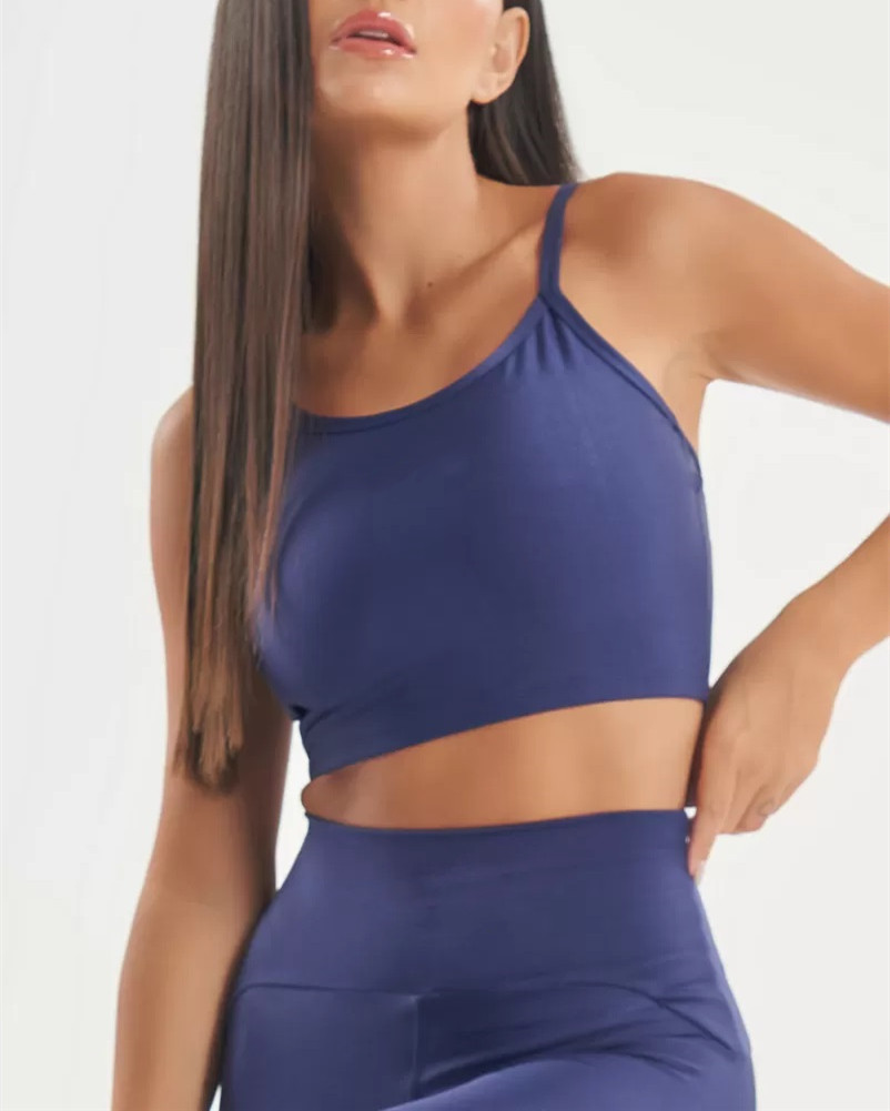 sports bra