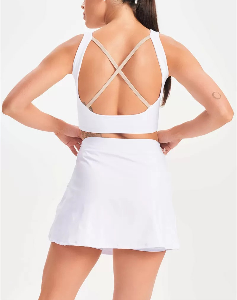 sports bra