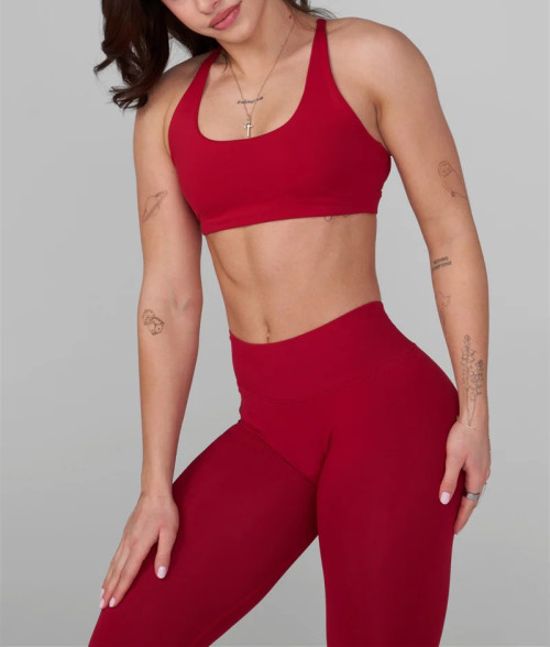 Scoop neck back cross sports bra with removable padding versatile adjustable strap gym top