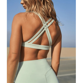 Women's strappy back medium support sports bra with removable paddings