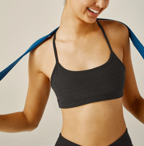 Scoop neck supportive hollow back sports bra with removable paddings spaghetti strap yoga bralette