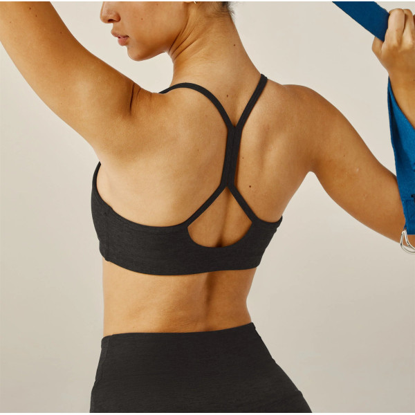 Scoop neck supportive hollow back sports bra with removable paddings spaghetti strap yoga bralette