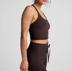 Women's fitted t back sports tank with removable padding scoop neck sleeveless crop top