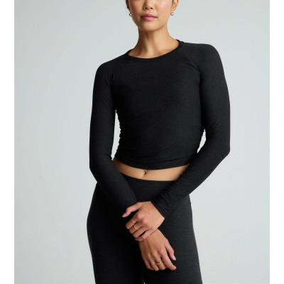 Women's long sleeve crew neck t shirts side cinched cropped gym t shirts