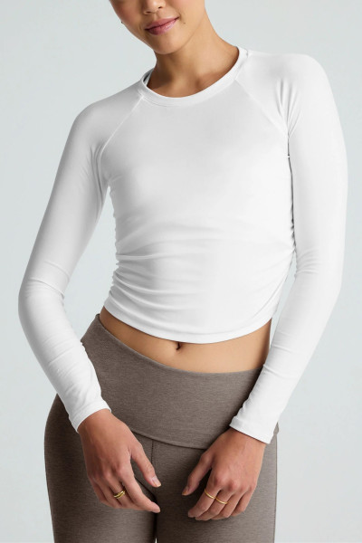 Women's long sleeve crew neck t shirts side cinched cropped gym t shirts