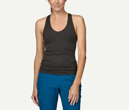 Women's moisture wicking padded racerback sports tank slim fit moisture wicking tank top