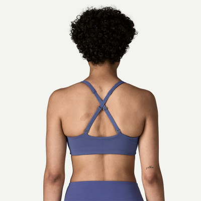 Women's key hole light support sports bra with adjustable straps