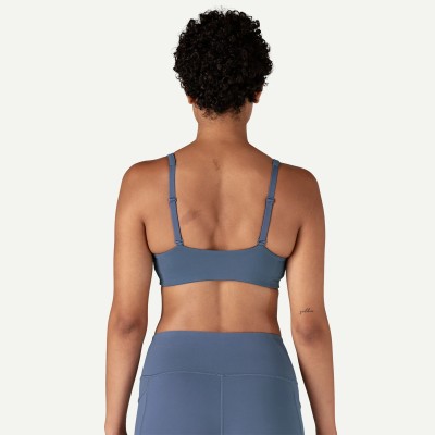 Women's key hole light support sports bra with adjustable straps