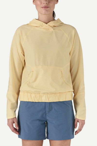 Women's light weight sun protect hoodie with zipper pockets