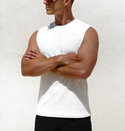 Crew neck musle tank for men slim fit sleeveless cotton top