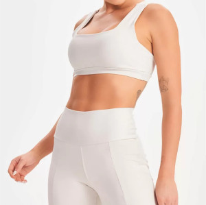 Women's square neck wide strap supportive sports bra with open back