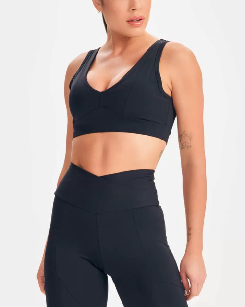 Women's new arrival v neck backless sports bra medium impact wide strap padded crop