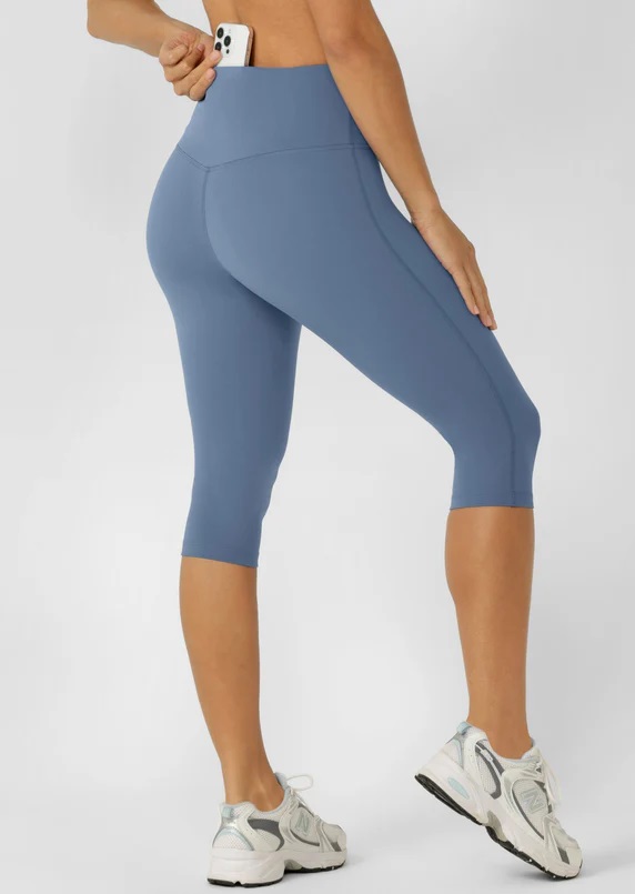 3/4 leggings with back pockets
