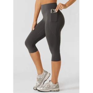 Tummy control compressive capris with side pockets flattering butt lifting fitness tights