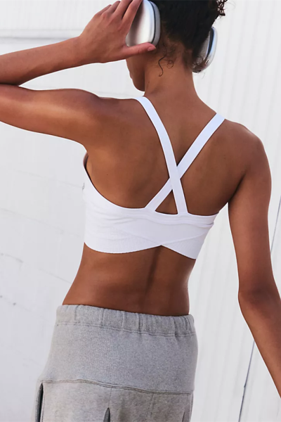 Sports Bra for Women Medium Support Criss Cross Strappy Bras Seamless Padded High Impact Yoga Athletic Bras