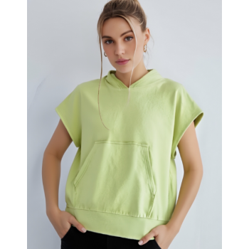 OEM Women's Short Sleeve Cropped Hoodies - Relaxed Fit Hooded Sweatshirts for Custom Activewear Manufacturers -