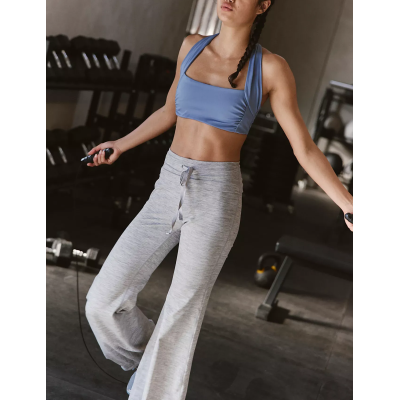 Custom Activewear Manufacturer - OEM Scoop Neck Sports Bra with Supportive Hollow Back, Removable Padding & Spaghetti Straps for Yoga and Gym Wear