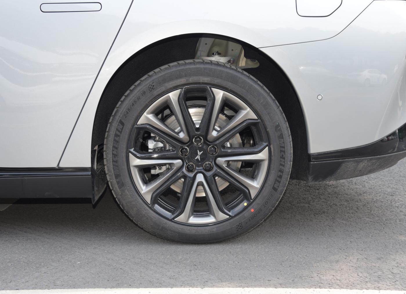Xpeng P7 New energy vehicle export
