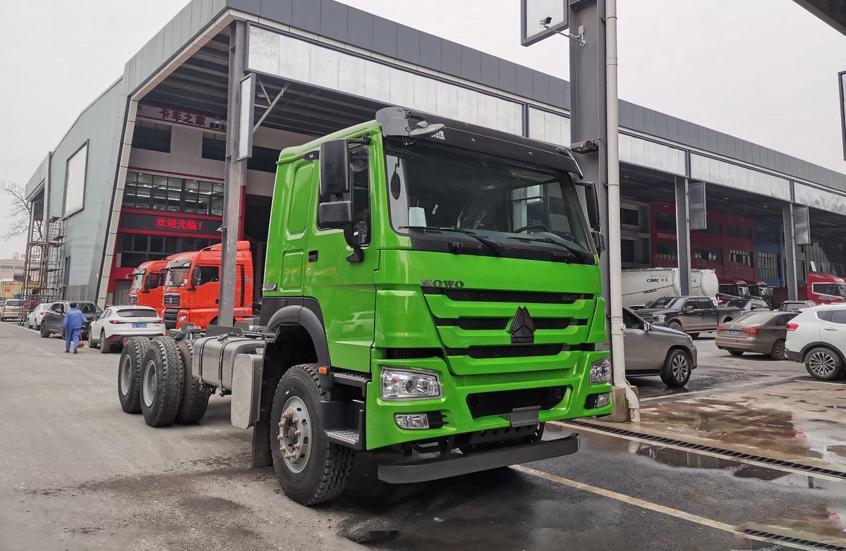 HOWO V7 heavy truck 400 horsepower 6X4 5.8m dump truck 