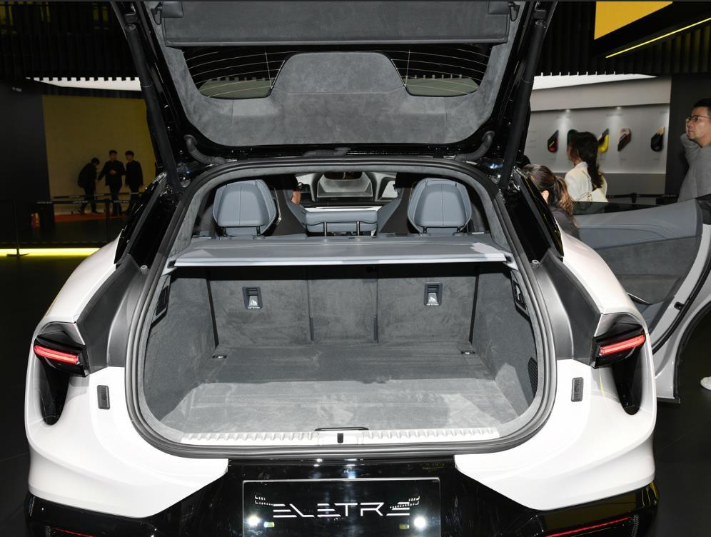 ZEEKR 001 New energy vehicle export