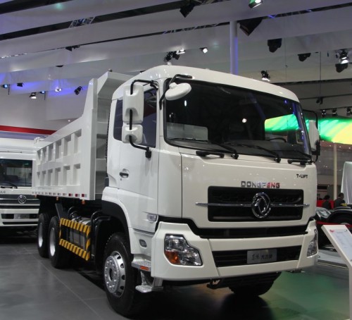 Dongfeng KC T-LIFT  340 horsepower 6X4 5.6 meters  dump truck