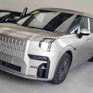 ZEEKR 009 Used Luxury Electric Minivan - Global Wholesale by Experienced OEM/ODM, Full-Service Dealer Network