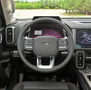 Great Wall Motor  New SUV from China Harvard Dog  1.5T