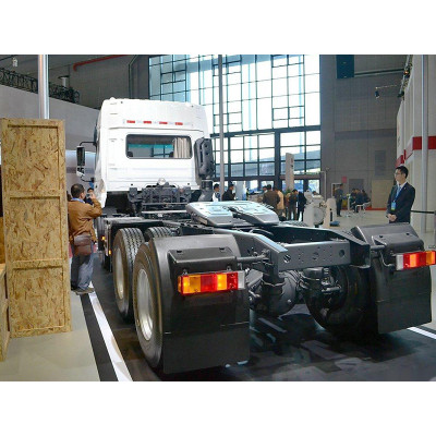 Used commercial vehicle Dongfeng Tianlong KL heavy-duty truck tractor series