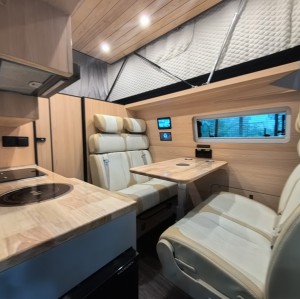 A small RV that can be used for both traveling and daily commuting - Travel Edition