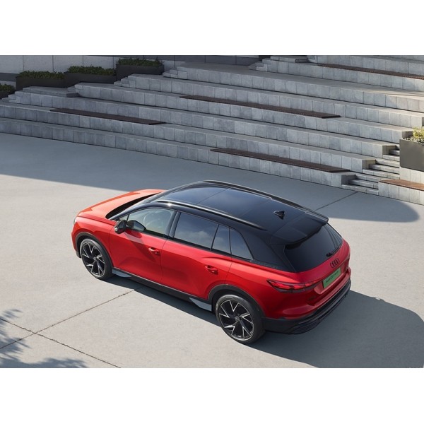 Second-hand Audi Q5 e-tron 2022 model, wholesale price 200,000 RMB/unit, within 50,000 kilometers.