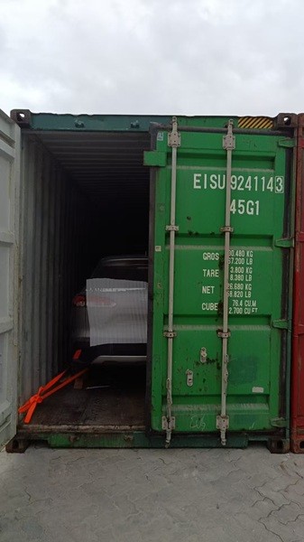 Used vehicle exporter