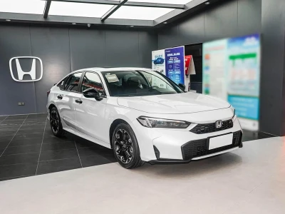 Honda Civic 2025 Hybrid Electric Vehicle China Used Car Export Discounted Cars