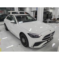 We are glad that our customers in the UAE trust us and purchase 5 Mercedes-Benz vehicles from Yitongda