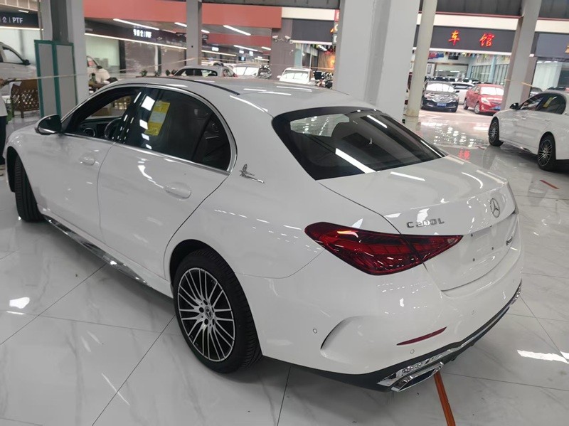 Mercedes-Benz vehicles