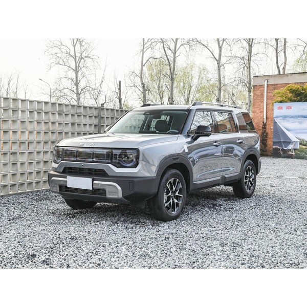 Yitongda export used vehicle Beijing BJ30 Used hybrid vehicle from China