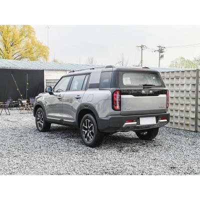 Yitongda export used vehicle Beijing BJ30 Used hybrid vehicle from China