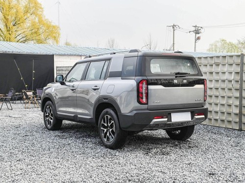 Yitongda export used vehicle Beijing BJ30 Used hybrid vehicle from China