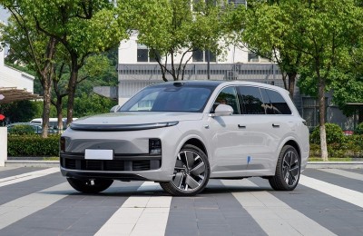Large SUV Li Ideal L9 2025 Electric Vehicle China Vehicle Export