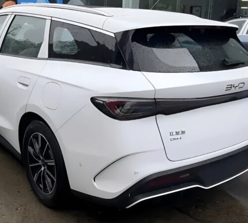 BYD Seal 06 DM-i wagon arrives at Chinese dealers ahead of schedule