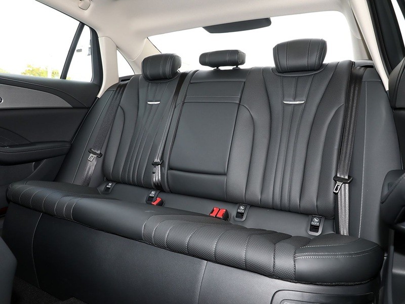 Hongqi H5 car